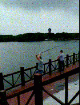 钓鱼讲究的就是一个气势